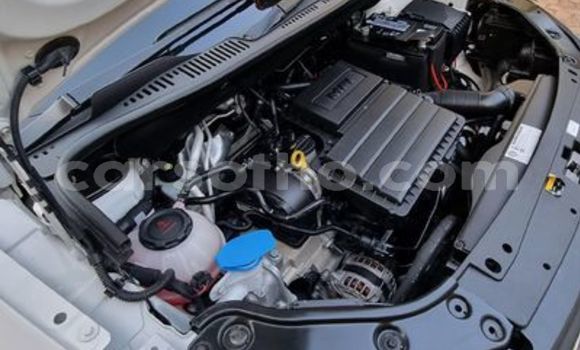 اشتري مستعمل Volkswagen Caddy White سيارة في Hlotse في Leribe اشتري مستعمل Volkswagen Caddy White سيارة في Hlotse في Leribe