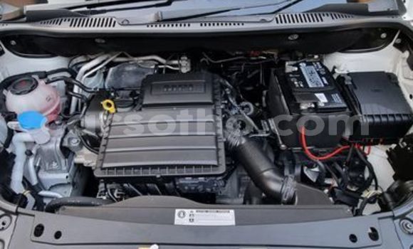 اشتري مستعمل Volkswagen Caddy White سيارة في Hlotse في Leribe اشتري مستعمل Volkswagen Caddy White سيارة في Hlotse في Leribe