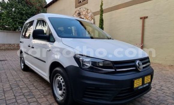 اشتري مستعمل Volkswagen Caddy White سيارة في Hlotse في Leribe اشتري مستعمل Volkswagen Caddy White سيارة في Hlotse في Leribe