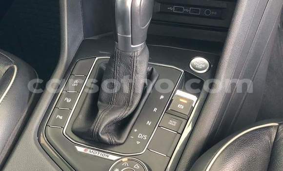 Acheter Occasion Voiture Volkswagen Tiguan Blanc à Hlotse, Leribe Acheter Occasion Voiture Volkswagen Tiguan Blanc à Hlotse, Leribe