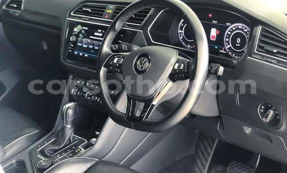 Acheter Occasion Voiture Volkswagen Tiguan Blanc à Hlotse, Leribe Acheter Occasion Voiture Volkswagen Tiguan Blanc à Hlotse, Leribe