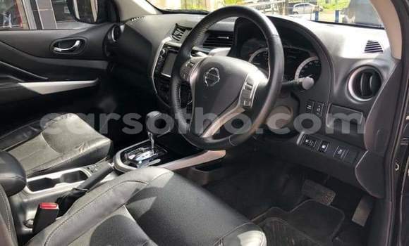 اشتري مستعمل Nissan Navara Black سيارة في Hlotse في Leribe اشتري مستعمل Nissan Navara Black سيارة في Hlotse في Leribe