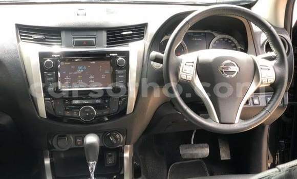 اشتري مستعمل Nissan Navara Black سيارة في Hlotse في Leribe اشتري مستعمل Nissan Navara Black سيارة في Hlotse في Leribe