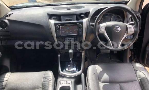 اشتري مستعمل Nissan Navara Black سيارة في Hlotse في Leribe اشتري مستعمل Nissan Navara Black سيارة في Hlotse في Leribe