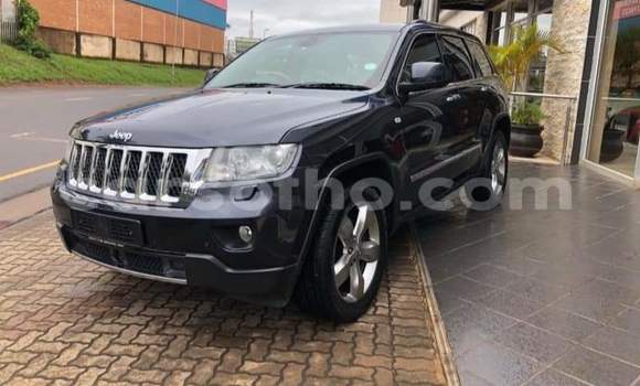 Buy Used Jeep Grand Cherokee Black Car in Hlotse in Leribe Buy Used Jeep Grand Cherokee Black Car in Hlotse in Leribe