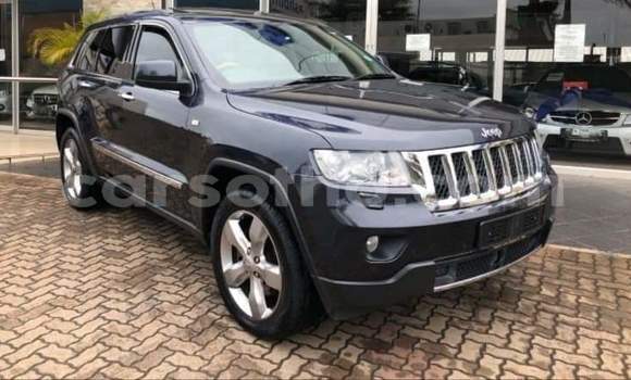 Buy Used Jeep Grand Cherokee Black Car in Hlotse in Leribe Buy Used Jeep Grand Cherokee Black Car in Hlotse in Leribe