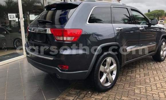 Buy Used Jeep Grand Cherokee Black Car in Hlotse in Leribe Buy Used Jeep Grand Cherokee Black Car in Hlotse in Leribe
