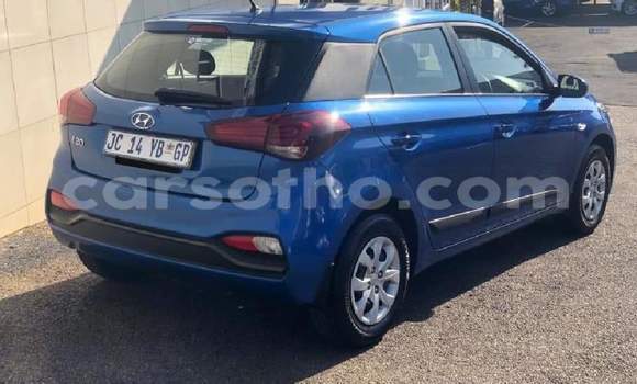 Sayi Na hannu Hyundai ix20 Blue Mota in Hlotse a Leribe Sayi Na hannu Hyundai ix20 Blue Mota in Hlotse a Leribe