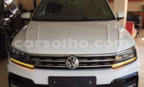 Sayi Na hannu Volkswagen Tiguan White Mota in Hlotse a Leribe Sayi Na hannu Volkswagen Tiguan White Mota in Hlotse a Leribe