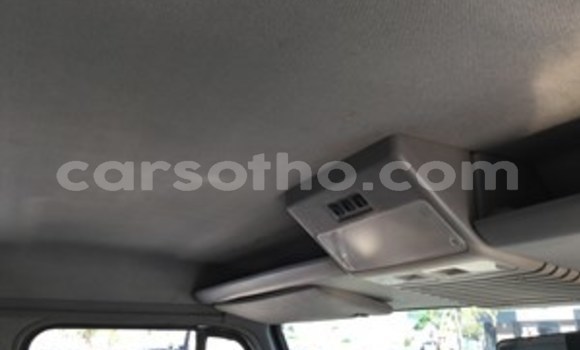 Sayi Na hannu Nissan UD White Babbar mota in Butha–Buthe a Thaba-Tseka Sayi Na hannu Nissan UD White Babbar mota in Butha–Buthe a Thaba-Tseka