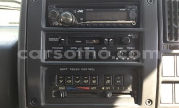 Sayi Na hannu Nissan UD White Babbar mota in Butha–Buthe a Thaba-Tseka Sayi Na hannu Nissan UD White Babbar mota in Butha–Buthe a Thaba-Tseka