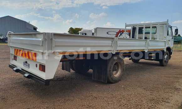 اشتري مستعمل Nissan UD Other شاحنة في Butha–Buthe في Thaba-Tseka اشتري مستعمل Nissan UD Other شاحنة في Butha–Buthe في Thaba-Tseka