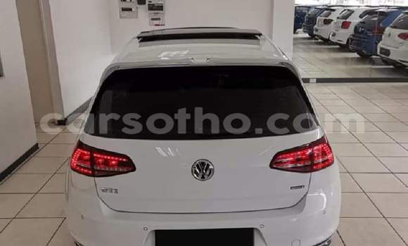 Buy Used Volkswagen Golf GTI White Car in Hlotse in Leribe Buy Used Volkswagen Golf GTI White Car in Hlotse in Leribe