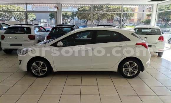 Buy Used Hyundai i30 White Car in Hlotse in Leribe Buy Used Hyundai i30 White Car in Hlotse in Leribe