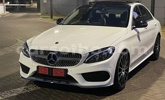 Acheter Occasion Voiture Mercedes-Benz C–Class Blanc à Maseru, Maseru Acheter Occasion Voiture Mercedes-Benz C–Class Blanc à Maseru, Maseru