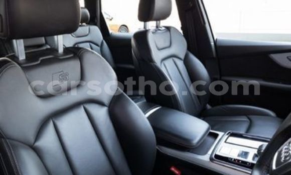 اشتري مستعمل Audi Q7 Red سيارة في Butha Buthe في Butha-Buthe اشتري مستعمل Audi Q7 Red سيارة في Butha Buthe في Butha-Buthe