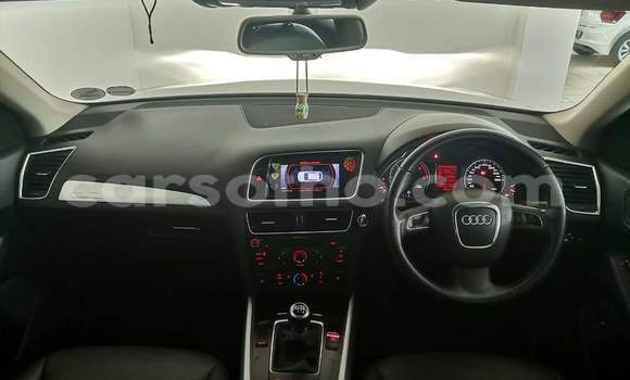اشتري مستعمل Audi Q5 White سيارة في Hlotse في Leribe اشتري مستعمل Audi Q5 White سيارة في Hlotse في Leribe