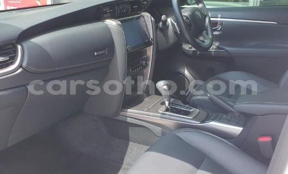 Acheter Occasion Voiture Toyota Fortuner Gris à Maseru, Maseru Acheter Occasion Voiture Toyota Fortuner Gris à Maseru, Maseru