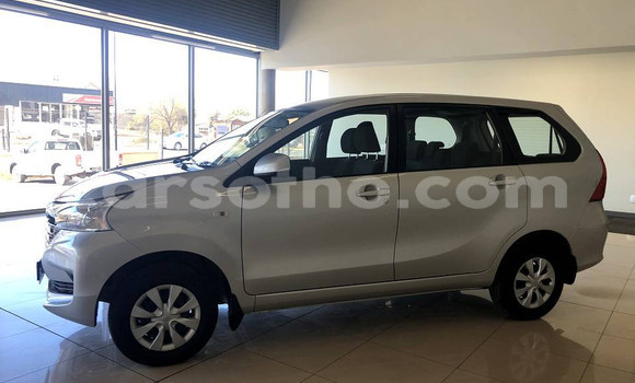 Buy Used Toyota Avanza Silver Car in Hlotse in Leribe Buy Used Toyota Avanza Silver Car in Hlotse in Leribe