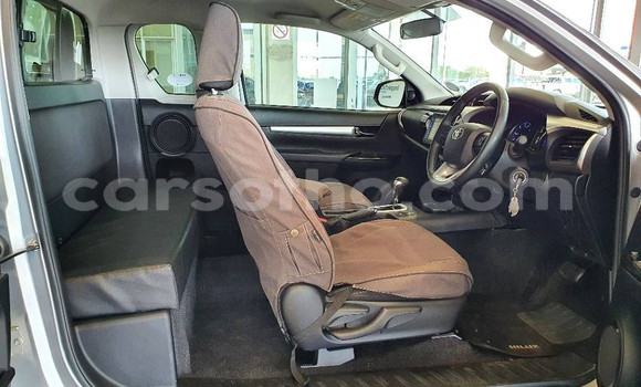 Buy Used Toyota Hilux Silver Car in Maseru in Maseru Buy Used Toyota Hilux Silver Car in Maseru in Maseru
