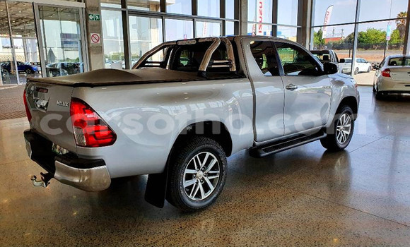 Buy Used Toyota Hilux Silver Car in Maseru in Maseru Buy Used Toyota Hilux Silver Car in Maseru in Maseru