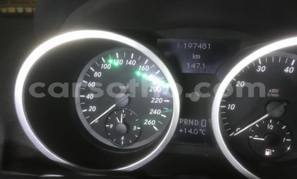 Acheter Occasion Voiture Mercedes-Benz SLK–Class Blanc à Maseru, Maseru Acheter Occasion Voiture Mercedes-Benz SLK–Class Blanc à Maseru, Maseru
