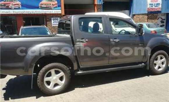 Acheter Occasion Voiture Isuzu KB Autre à Hlotse, Leribe Acheter Occasion Voiture Isuzu KB Autre à Hlotse, Leribe