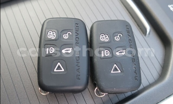 Sayi Na hannu Range Rover Evoque Red Mota in Butha–Buthe a Thaba-Tseka Sayi Na hannu Range Rover Evoque Red Mota in Butha–Buthe a Thaba-Tseka