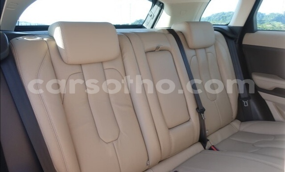 Sayi Na hannu Range Rover Evoque Red Mota in Butha–Buthe a Thaba-Tseka Sayi Na hannu Range Rover Evoque Red Mota in Butha–Buthe a Thaba-Tseka