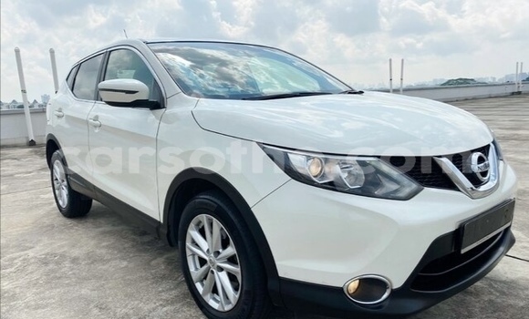 اشتري مستعمل Nissan Qashqai White سيارة في Thaba–Tseka في Mafeteng اشتري مستعمل Nissan Qashqai White سيارة في Thaba–Tseka في Mafeteng