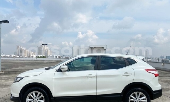 اشتري مستعمل Nissan Qashqai White سيارة في Thaba–Tseka في Mafeteng اشتري مستعمل Nissan Qashqai White سيارة في Thaba–Tseka في Mafeteng