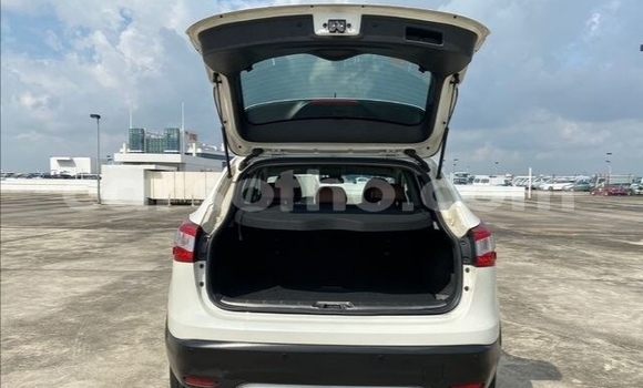 اشتري مستعمل Nissan Qashqai White سيارة في Thaba–Tseka في Mafeteng اشتري مستعمل Nissan Qashqai White سيارة في Thaba–Tseka في Mafeteng