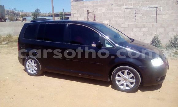 Acheter Occasion Voiture Volkswagen Touran Noir à Maseru, Maseru Acheter Occasion Voiture Volkswagen Touran Noir à Maseru, Maseru