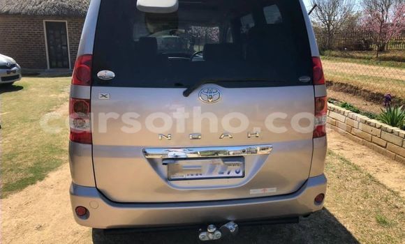 Acheter Occasion Voiture Toyota Noah Autre à Maseru, Maseru Acheter Occasion Voiture Toyota Noah Autre à Maseru, Maseru