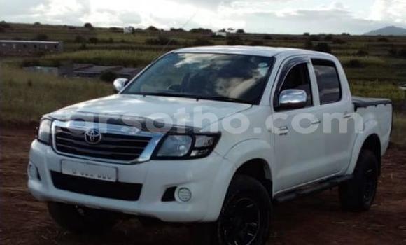Acheter Occasion Voiture Toyota Hilux Blanc à Maseru, Maseru Acheter Occasion Voiture Toyota Hilux Blanc à Maseru, Maseru