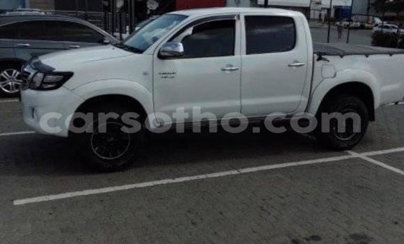 Acheter Occasion Voiture Toyota Hilux Blanc à Maseru, Maseru Acheter Occasion Voiture Toyota Hilux Blanc à Maseru, Maseru