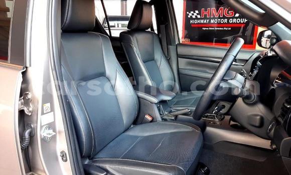 اشتري مستعمل Toyota Hilux Silver سيارة في Mafeteng في Mafeteng اشتري مستعمل Toyota Hilux Silver سيارة في Mafeteng في Mafeteng