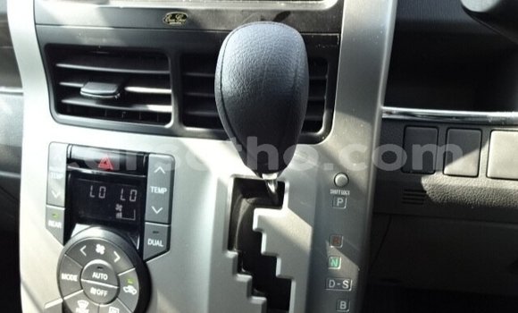 اشتري مستعمل Toyota Noah Other سيارة في Import - Dubai في Maseru اشتري مستعمل Toyota Noah Other سيارة في Import - Dubai في Maseru