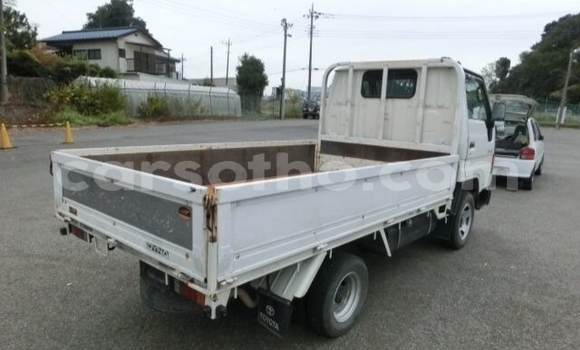 Buy Used Toyota Dyna Other Truck in Butha–Buthe in Thaba-Tseka Buy Used Toyota Dyna Other Truck in Butha–Buthe in Thaba-Tseka