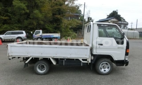 Buy Used Toyota Dyna Other Truck in Butha–Buthe in Thaba-Tseka Buy Used Toyota Dyna Other Truck in Butha–Buthe in Thaba-Tseka