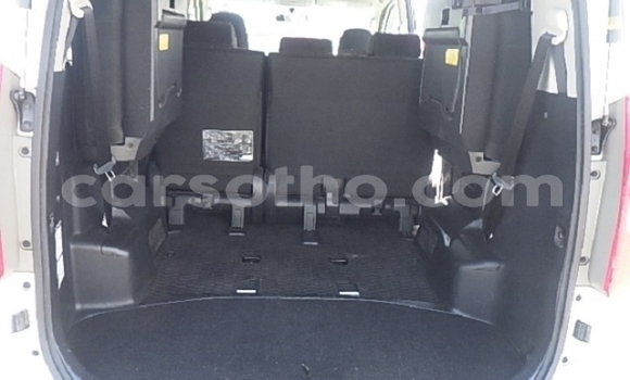 Acheter Occasion Voiture Toyota Noah Autre à Butha–Buthe, Thaba-Tseka Acheter Occasion Voiture Toyota Noah Autre à Butha–Buthe, Thaba-Tseka