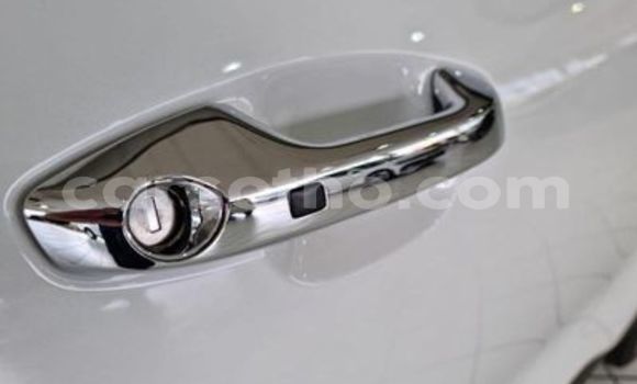 اشتري مستعمل Kia Sedona Beige سيارة في Mafeteng في Mafeteng اشتري مستعمل Kia Sedona Beige سيارة في Mafeteng في Mafeteng