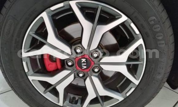 اشتري مستعمل Kia Sedona Beige سيارة في Mafeteng في Mafeteng اشتري مستعمل Kia Sedona Beige سيارة في Mafeteng في Mafeteng