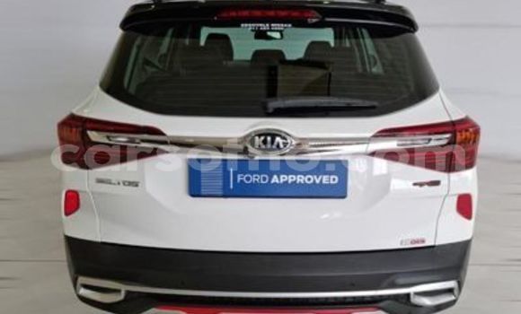 اشتري مستعمل Kia Sedona Beige سيارة في Mafeteng في Mafeteng اشتري مستعمل Kia Sedona Beige سيارة في Mafeteng في Mafeteng