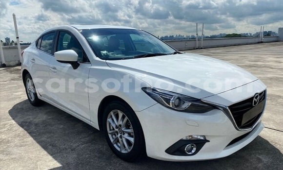 Sayi Na hannu Mazda 3 White Mota in Butha Buthe a Butha-Buthe Sayi Na hannu Mazda 3 White Mota in Butha Buthe a Butha-Buthe