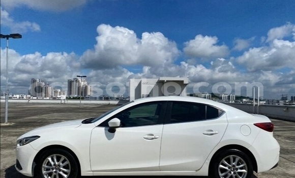 Sayi Na hannu Mazda 3 White Mota in Butha Buthe a Butha-Buthe Sayi Na hannu Mazda 3 White Mota in Butha Buthe a Butha-Buthe