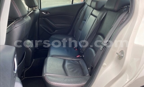 Sayi Na hannu Mazda 3 White Mota in Butha Buthe a Butha-Buthe Sayi Na hannu Mazda 3 White Mota in Butha Buthe a Butha-Buthe