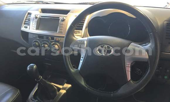 Acheter Occasion Voiture Toyota Hilux Blanc à Hlotse, Leribe Acheter Occasion Voiture Toyota Hilux Blanc à Hlotse, Leribe