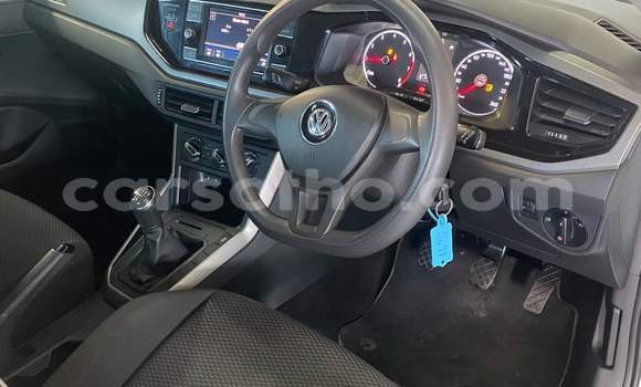 Acheter Occasion Voiture Volkswagen Polo Blanc à Hlotse, Leribe Acheter Occasion Voiture Volkswagen Polo Blanc à Hlotse, Leribe