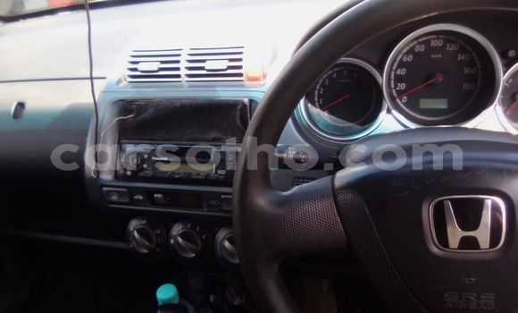 اشتري مستعمل Honda FIT White سيارة في Maseru في Maseru اشتري مستعمل Honda FIT White سيارة في Maseru في Maseru